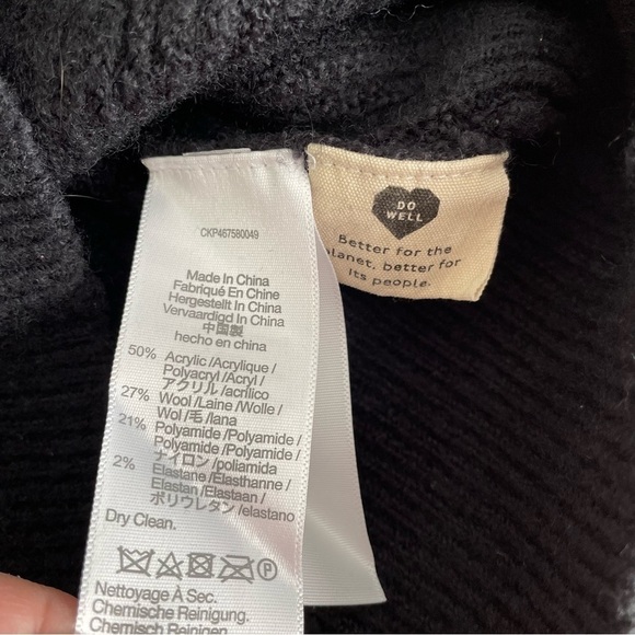 Madewell XS Square neckline bell sleeve sweater Black alpaca wool - Picture 6 of 8